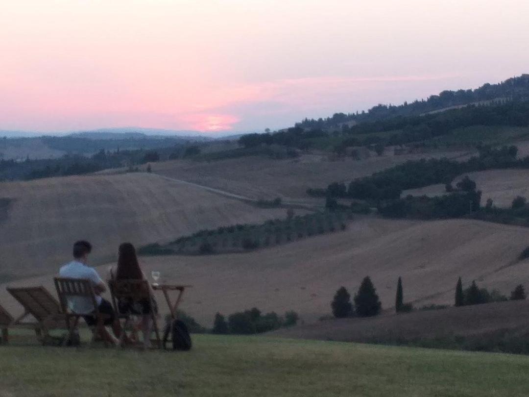 Agriturismo Barbi Monticchiello Exteriör bild